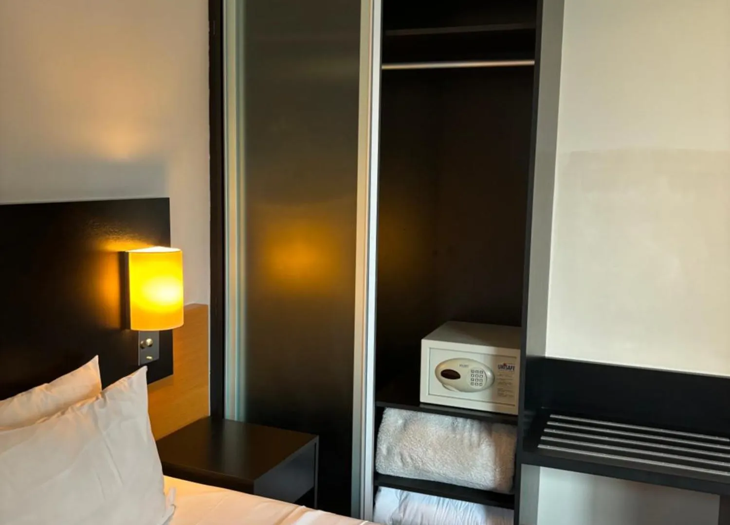 Apartment Flat 5 Min Metro Paraiso Av Paulista Sao Paulo Brazil