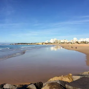 apartamento-praia-da-rocha-portimao.hotelaalgarve.com/